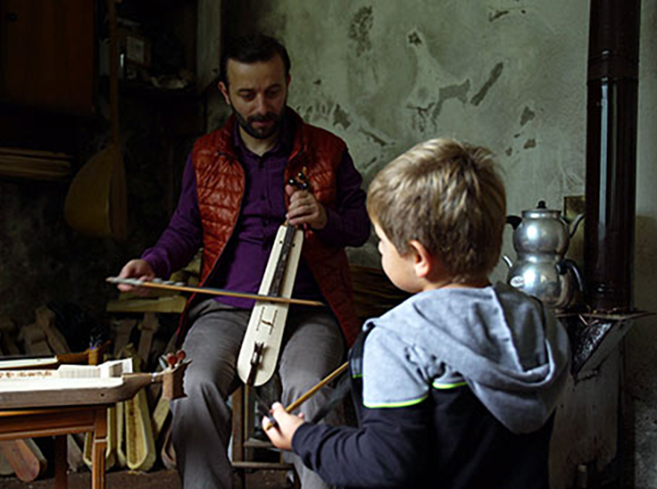 Horona Duranlar. A journey to the black sea.