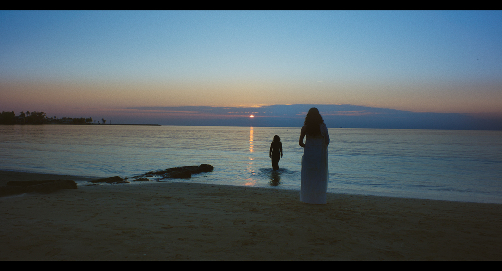 gunduz apollon gece athena. apollon by night athena by day.